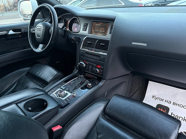 Audi Q7 4.2d-PANORAMA-Sline-BOSE- - автомобили, коли, обяви за нови и употребявани 12