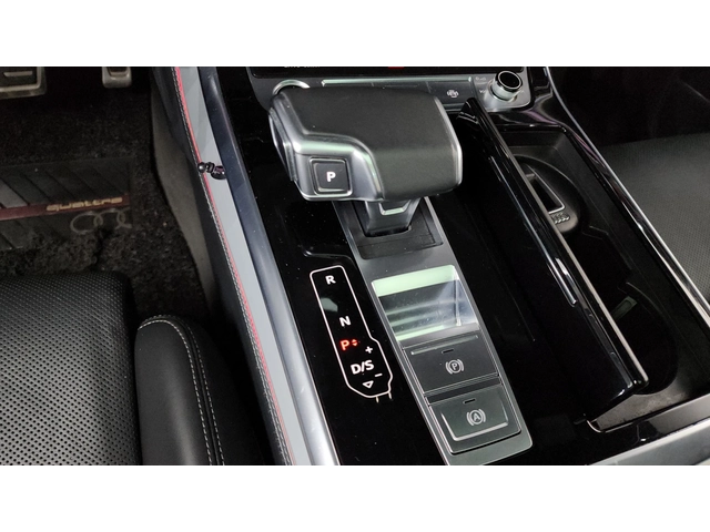 Audi Q7 MATRIX* DIS* S-LINE* PANO* ОБДУХ* HUD* МАСАЖ* 360* - автомобили, коли, обяви за нови и употребявани 11