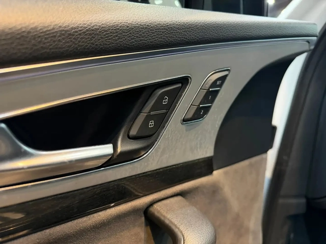 Audi Q7 TECHNIC* 7 МЕСТА* МАСАЖ* 360* BOSE* ОБДУХ - автомобили, коли, обяви за нови и употребявани 13