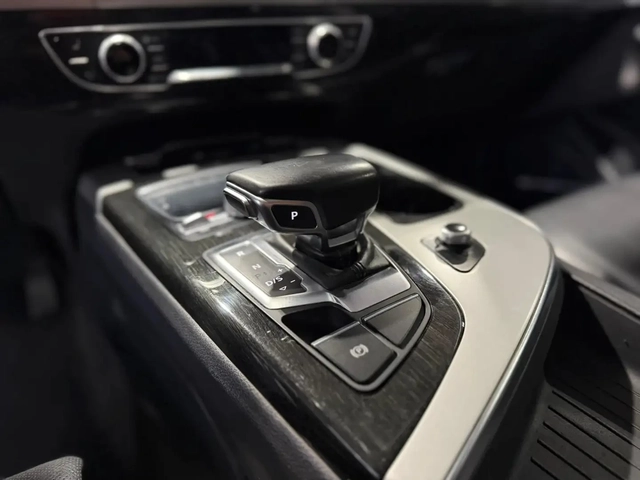 Audi Q7 TECHNIC* 7 МЕСТА* МАСАЖ* 360* BOSE* ОБДУХ - автомобили, коли, обяви за нови и употребявани 16