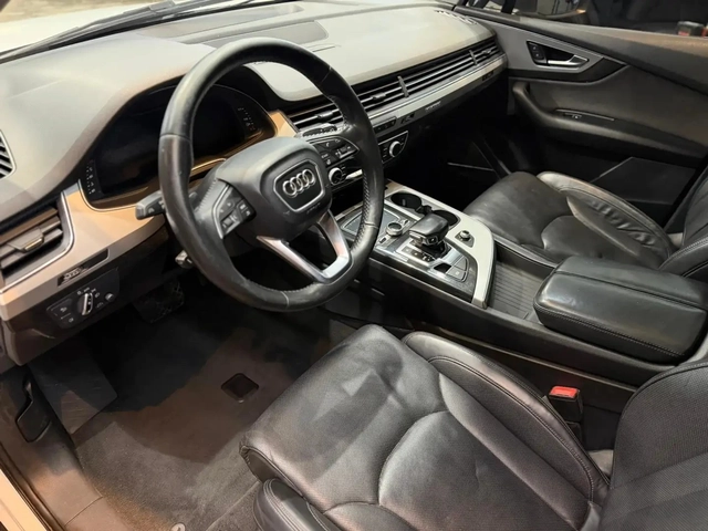 Audi Q7 TECHNIC* 7 МЕСТА* МАСАЖ* 360* BOSE* ОБДУХ - автомобили, коли, обяви за нови и употребявани 5