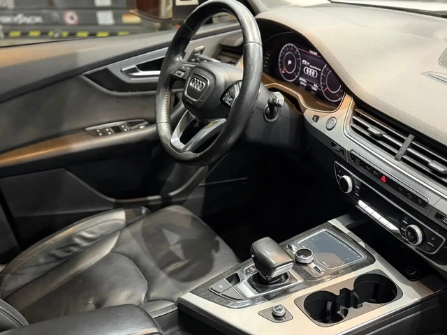 Audi Q7 TECHNIC* 7 МЕСТА* МАСАЖ* 360* BOSE* ОБДУХ - автомобили, коли, обяви за нови и употребявани 6