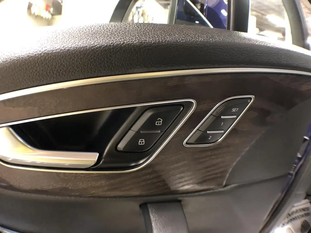 Audi Q7 55TFSI* MATRIX* S* LINE* ПАНОРАМА* LANE* ASSIST* К - автомобили, коли, обяви за нови и употребявани 7