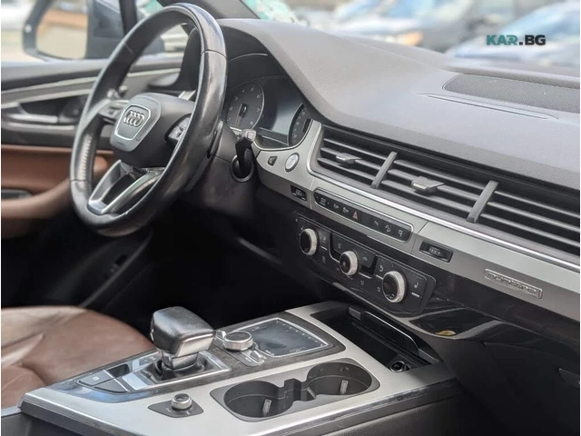 Audi Q7 QUATTRO* DISTRONIC* М.ТОЧКА* ПАНОРАМА* ПОДГРЕВ* - автомобили, коли, обяви за нови и употребявани 3