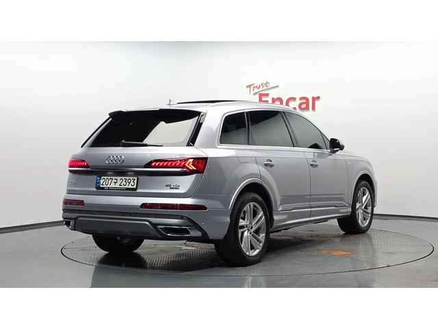 Audi Q7 45 TDI quattro Premium - автомобили, коли, обяви за нови и употребявани 1