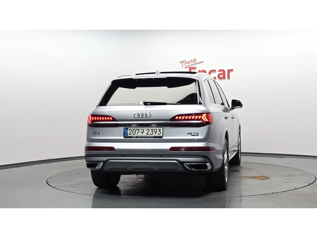 Audi Q7 45 TDI quattro Premium - автомобили, коли, обяви за нови и употребявани 3