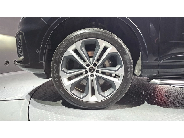 Audi Q7 55 TFSI quattro Premium - автомобили, коли, обяви за нови и употребявани 4