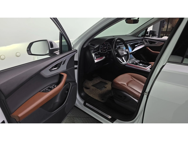 Audi Q7 45 TDI Quattro - автомобили, коли, обяви за нови и употребявани 9