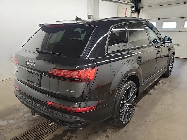 Audi Q7 Progressiv / Quattro / 7 Seats / Panorama - автомобили, коли, обяви за нови и употребявани 3