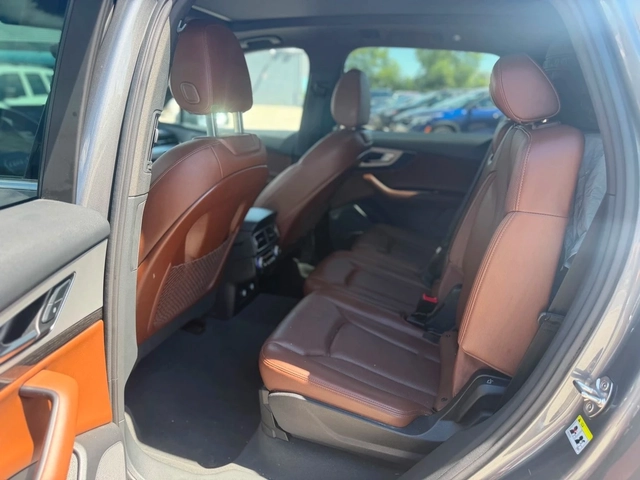 Audi Q7 3.0 TFSI quattro Premium Plus | 7 места | Панорама - автомобили, коли, обяви за нови и употребявани 15