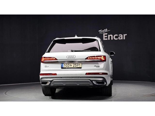 Audi Q7 45 TDI Quattro Premium | HUD | 360 Camera | Soft C - автомобили, коли, обяви за нови и употребявани 3