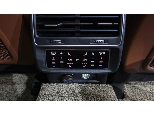Audi Q7 45 TDI Quattro - автомобили, коли, обяви за нови и употребявани 14