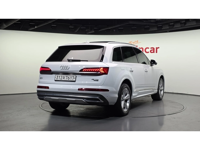 Audi Q7 45 TDI Quattro - автомобили, коли, обяви за нови и употребявани 1