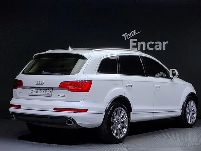 Audi Q7 3.0 TDI Quattro - автомобили, коли, обяви за нови и употребявани 1