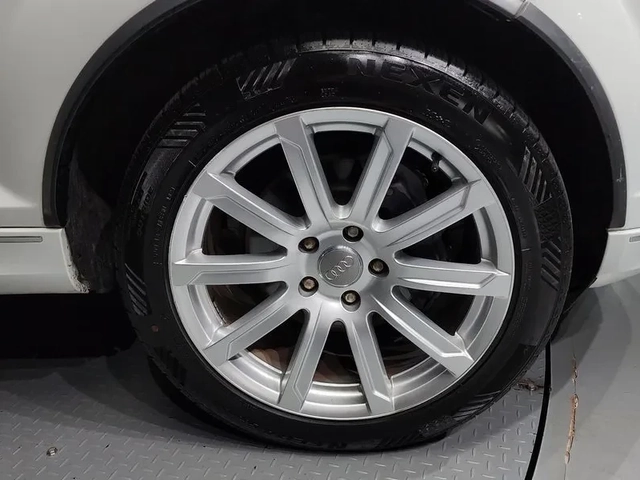 Audi Q7 3.0 TDI Quattro - автомобили, коли, обяви за нови и употребявани 4