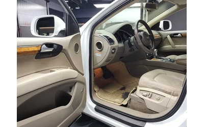 Audi Q7 3.0 TDI Quattro - автомобили, коли, обяви за нови и употребявани 9