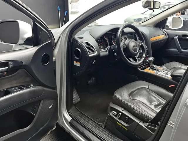 Audi Q7 3.0 TDI Quattro - автомобили, коли, обяви за нови и употребявани 9