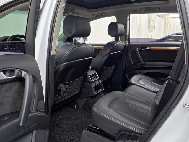 Audi Q7 3.0 TDI Quattro - автомобили, коли, обяви за нови и употребявани 10