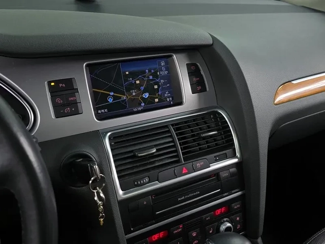 Audi Q7 3.0 TDI Quattro - автомобили, коли, обяви за нови и употребявани 13