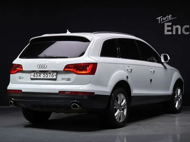 Audi Q7 3.0 TDI Quattro - автомобили, коли, обяви за нови и употребявани 1