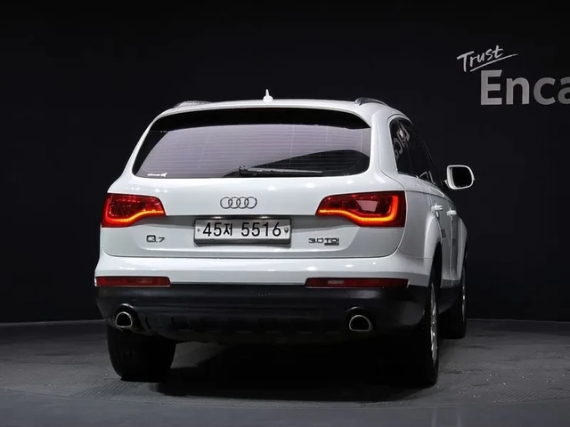 Audi Q7 3.0 TDI Quattro - автомобили, коли, обяви за нови и употребявани 3