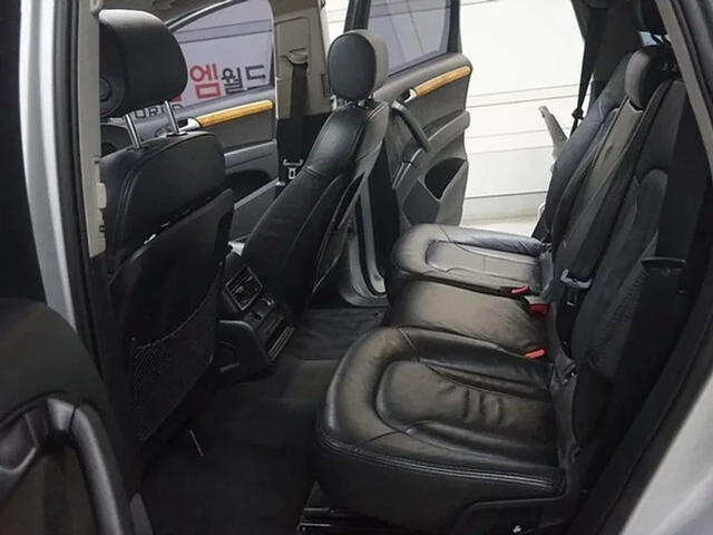 Audi Q7 3.0 TDI Quattro - автомобили, коли, обяви за нови и употребявани 10