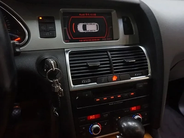 Audi Q7 3.0 TDI Quattro - автомобили, коли, обяви за нови и употребявани 12