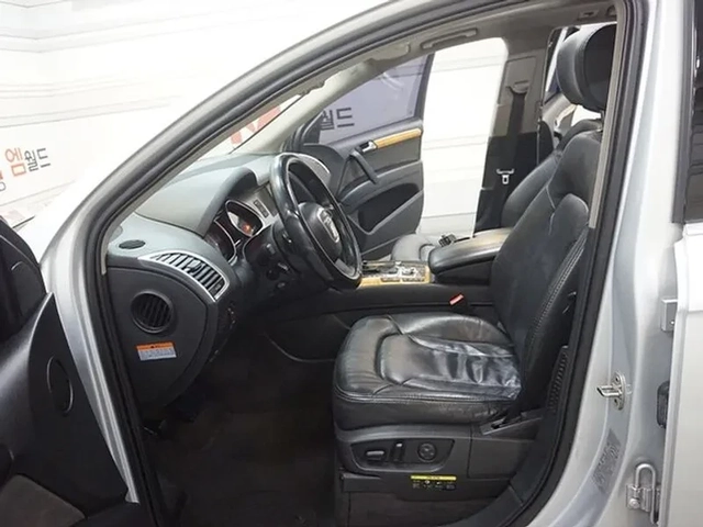 Audi Q7 3.0 TDI Quattro - автомобили, коли, обяви за нови и употребявани 8