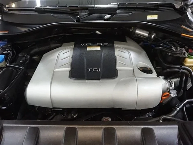 Audi Q7 3.0 TDI Quattro - автомобили, коли, обяви за нови и употребявани 9