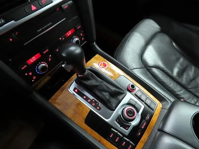 Audi Q7 3.0 TDI Quattro - автомобили, коли, обяви за нови и употребявани 13