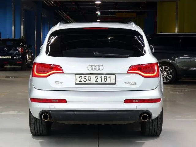 Audi Q7 3.0 TDI Quattro - автомобили, коли, обяви за нови и употребявани 2