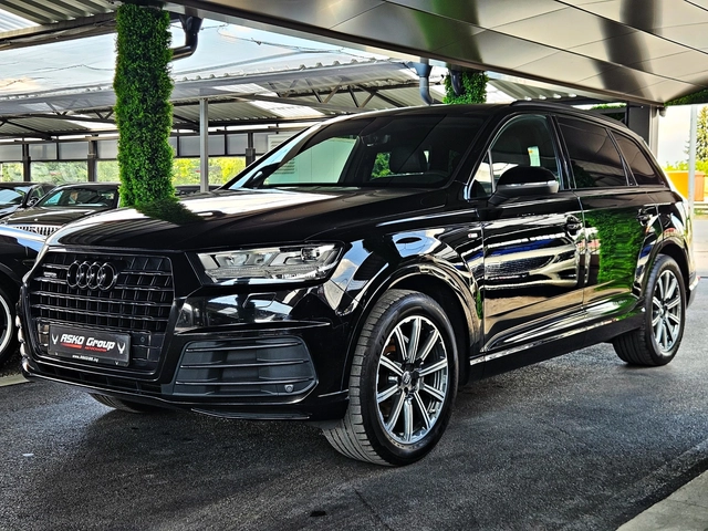 Audi Q7 ! S-LINEx3/BLACK EDITION/AIRMAT/ПОДГРЕВ/DIGITAL/LI - автомобили, коли, обяви за нови и употребявани 0