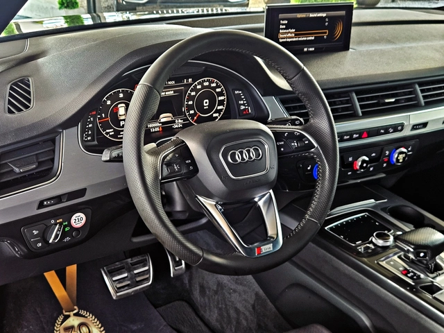 Audi Q7 ! S-LINEx3/BLACK EDITION/AIRMAT/ПОДГРЕВ/DIGITAL/LI - автомобили, коли, обяви за нови и употребявани 10
