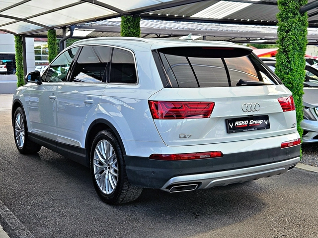 Audi Q7 S-LINE/MATRIX/DISTR/CAMERA/HUD/САМОПАРКИРАНЕ/ПОДГР - автомобили, коли, обяви за нови и употребявани 6