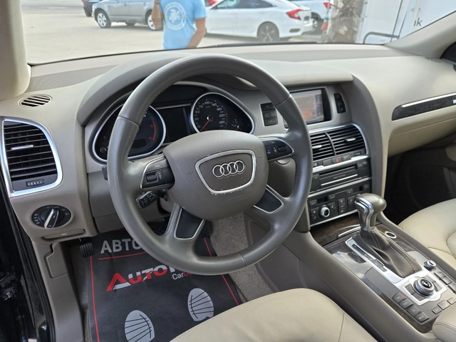 Audi Q7 3.0TDI-245кс= 7МЕСТА= ДИСТРОНИК= FACE= ПАНО= ПОДГР - автомобили, коли, обяви за нови и употребявани 7