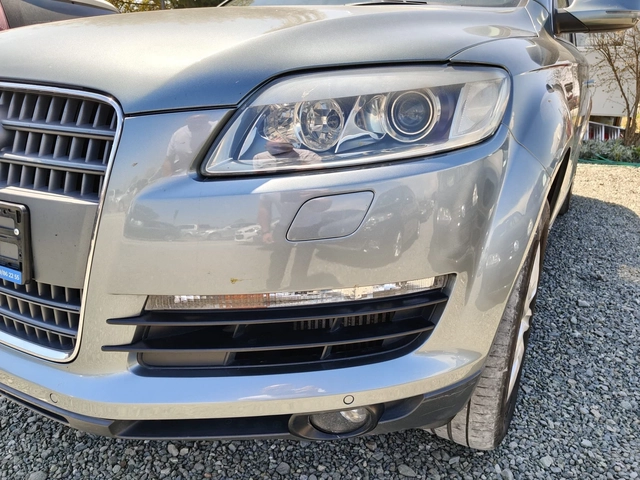 Audi Q7 3.0TDI - автомобили, коли, обяви за нови и употребявани 2