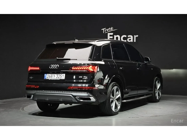 Audi Q7 MATRIX* DIS* S-LINE* PANO* ОБДУХ* HUD* SOFT-CLOSE* - автомобили, коли, обяви за нови и употребявани 3