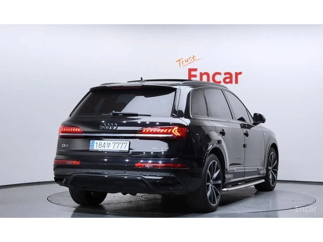Audi Q7 55 TFSI * PREMIUM* HUD - автомобили, коли, обяви за нови и употребявани 1