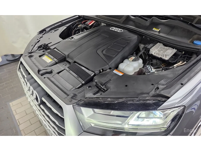Audi Q7 45 TFSI Quattro * Панорама - автомобили, коли, обяви за нови и употребявани 9