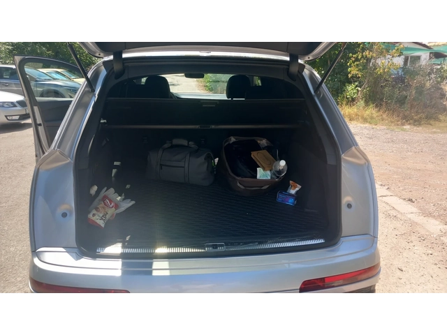 Audi Q7 50 TDI quattro - автомобили, коли, обяви за нови и употребявани 14