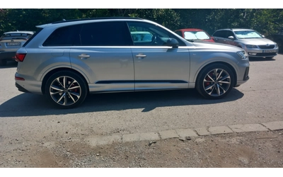 audi-q7 - 3