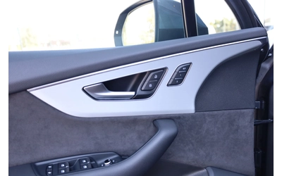 Audi Q7 2XS-LINE* RS* HD MATRIX LIGHTS* PANO* 360* - автомобили, коли, обяви за нови и употребявани 13