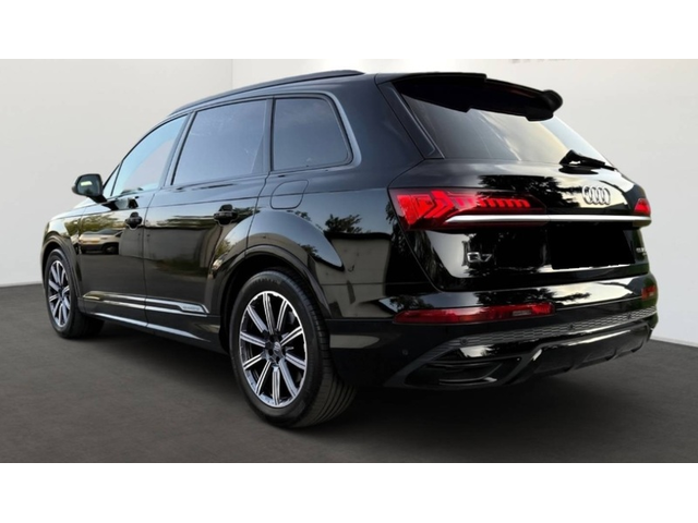 Audi Q7 Q7 55 TFSI Quattro S-line - автомобили, коли, обяви за нови и употребявани 2