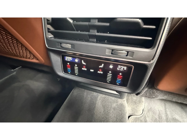 Audi Q8 MATRIX* S-LINE* BLACK OPTIC* 360* B&O* AMBIENT* ОБ - автомобили, коли, обяви за нови и употребявани 14