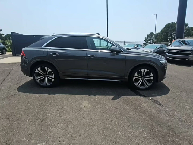 Audi Q8 B&O* 360* DISTRONIK* AMBIENT* ОБДУХ* KEYLESS* КЛИП - автомобили, коли, обяви за нови и употребявани 3