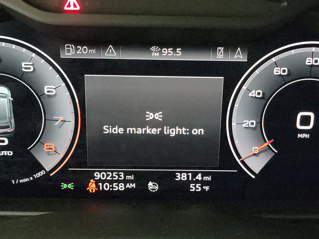 Audi Q8 PREMIUM / ДИГИТАЛНО ТАБЛО / ПАНОРАМА - автомобили, коли, обяви за нови и употребявани 9