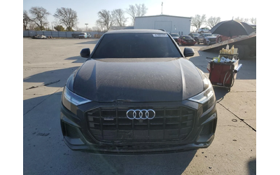 audi-q8 - 4
