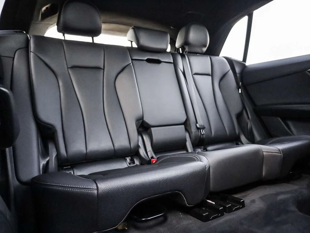 Audi Q8 * quattro Progressiv * CARFAX * ЦЕНА ДО БГ - автомобили, коли, обяви за нови и употребявани 15