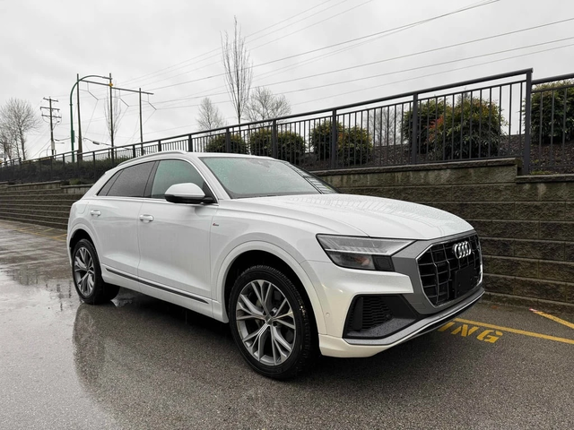 Audi Q8 * Technik * CARFAX * ЦЕНА ДО БГ - автомобили, коли, обяви за нови и употребявани 0