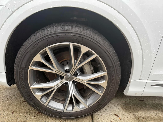 Audi Q8 * Technik * CARFAX * ЦЕНА ДО БГ - автомобили, коли, обяви за нови и употребявани 5